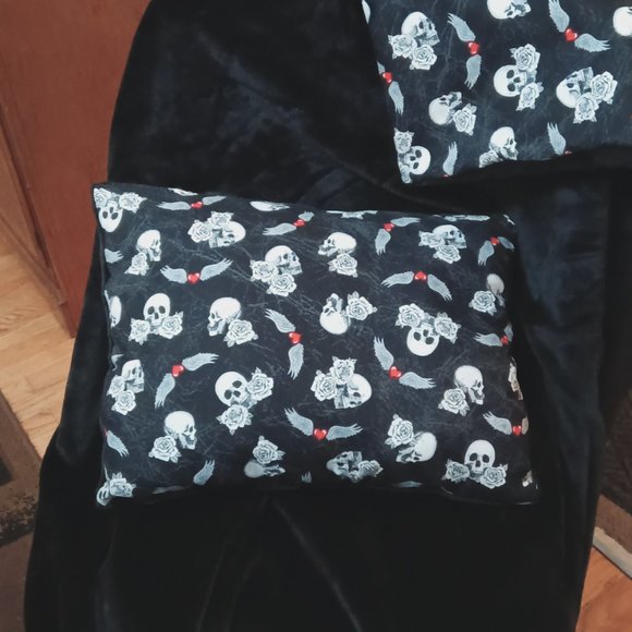 Homemade and Custom Rag Quilts, Corn Hole bags w/Carriers - Picture 8 of 12